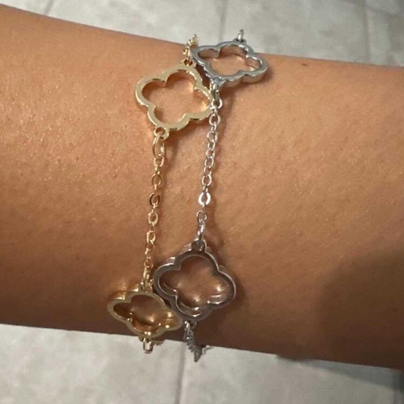 Four Leaf Bracelet - Picture 7 of 8